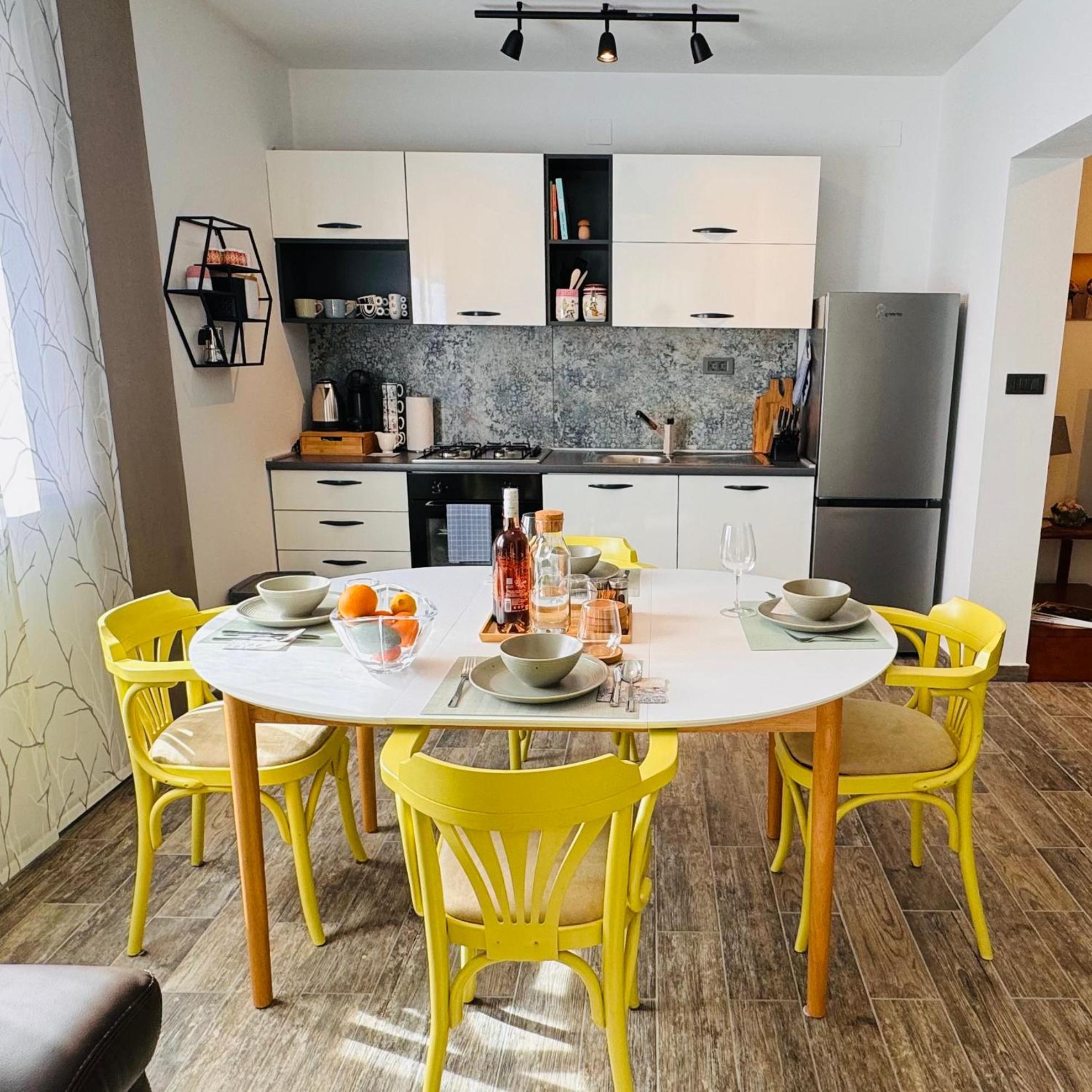 Apartment With A Terrace Forest Home Lullula Veprinac エクステリア 写真